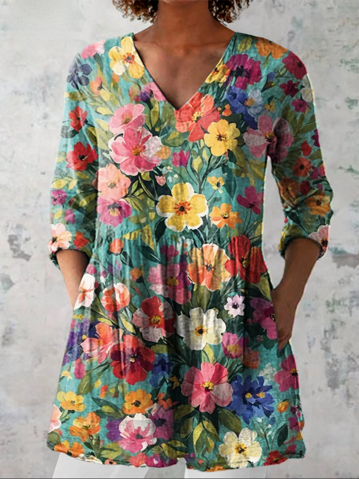 Evelina | Lange Bluse mit V-Ausschnitt