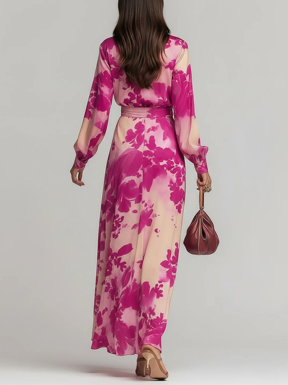 Annika | Maxikleid mit Blumenmuster mit V-Ausschnitt und Gürtel